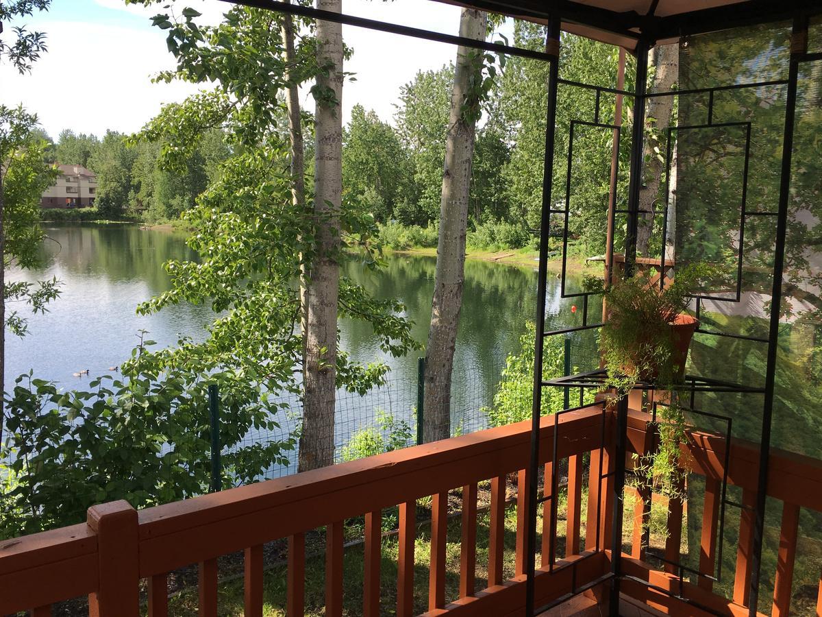 Reflection Lake Bed And Breakfast Анкоридж Экстерьер фото